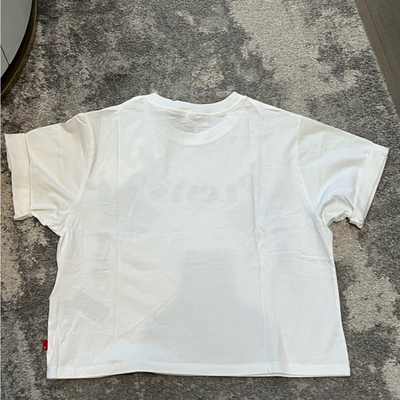 NWT Farm Rio for Levi’s white cropped t-shirt with parrots - Picture 3 of 6